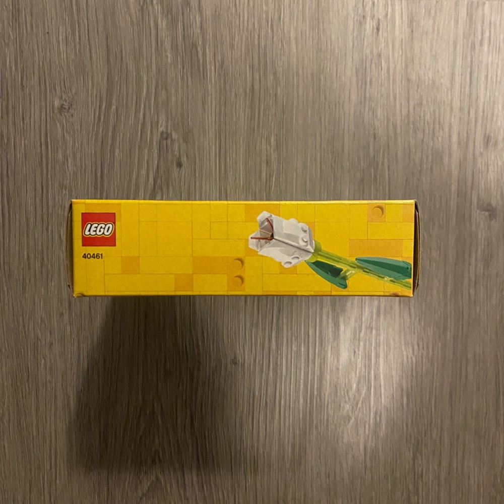 Lego Creator Tulips Set 40461 - Picture 6 of 7